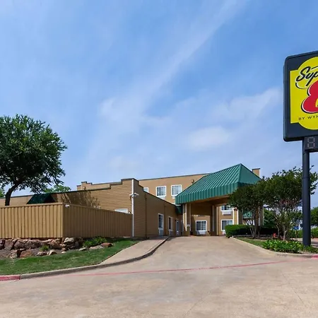 Super 8 By Wyndham Garland Rowlett East Dallas Area